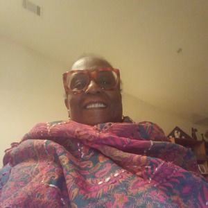 Meet your Posher, Roberta